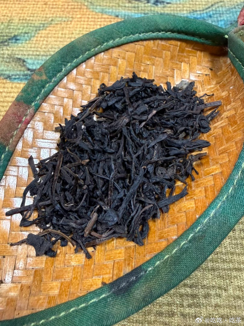 芦溪附近，2020年野生褚叶种红茶☕️好茶！体感强，茶汤密度大，纯净，细腻，喝一