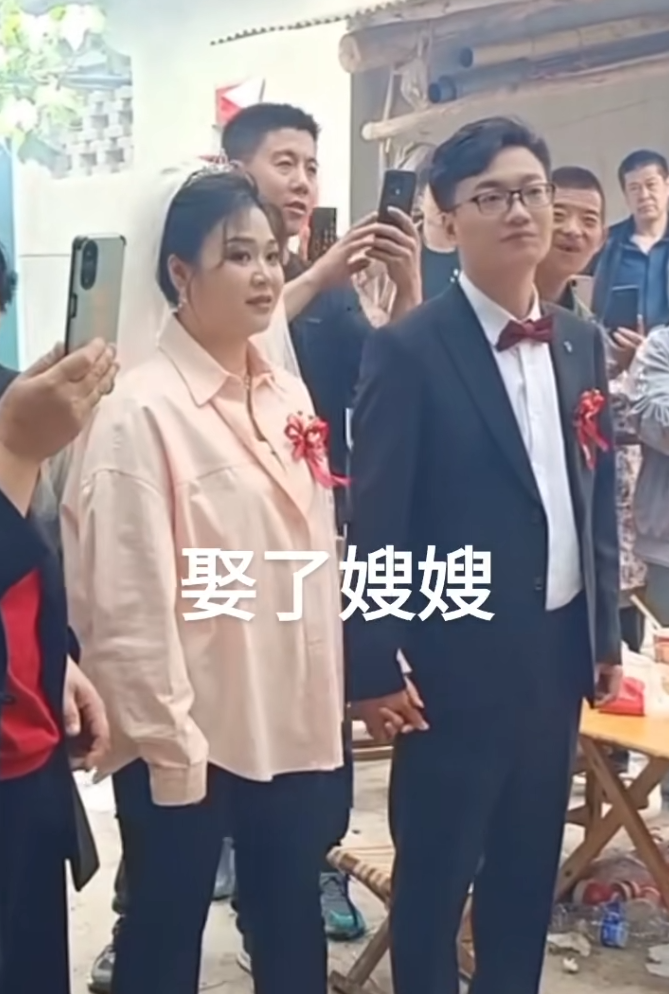 哥哥嫂嫂把弟弟从小带大，供弟弟大学毕业，哥哥不幸车祸去世，留下了一儿一女，为了让