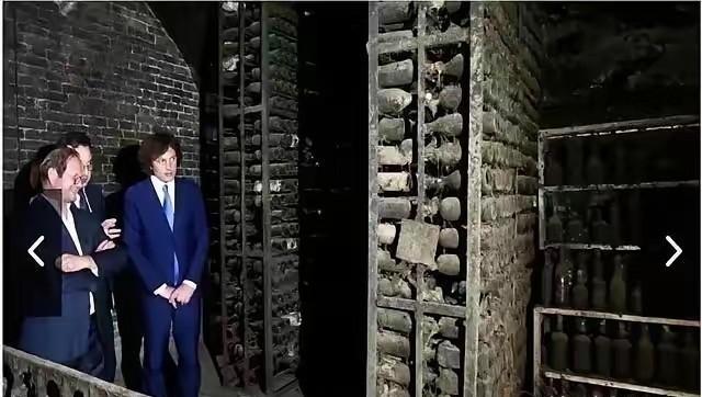 格鲁吉亚政府，最近干了件大事。他们把斯大林藏在第比利斯的一个秘密酒窖给打开了。铁