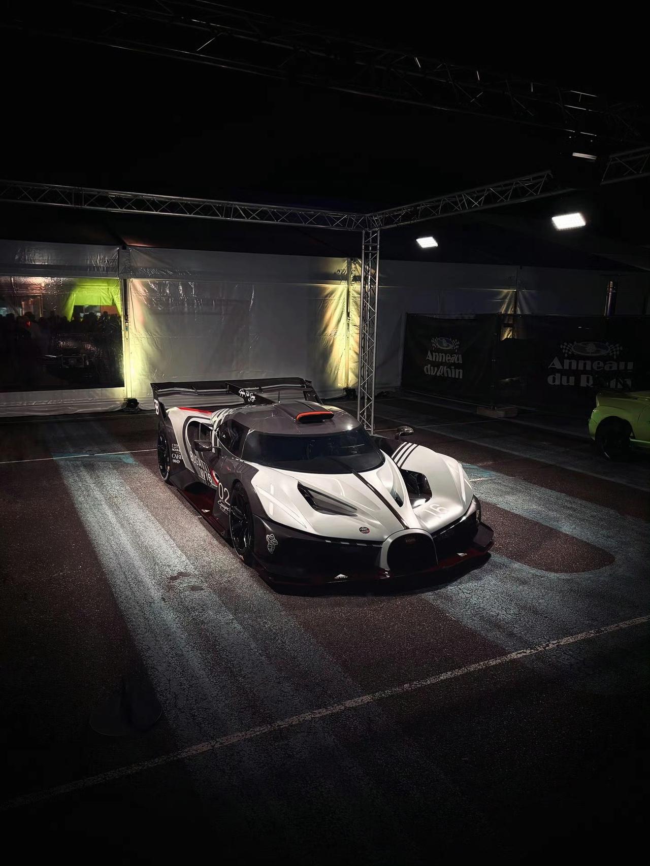 布加迪Bolide