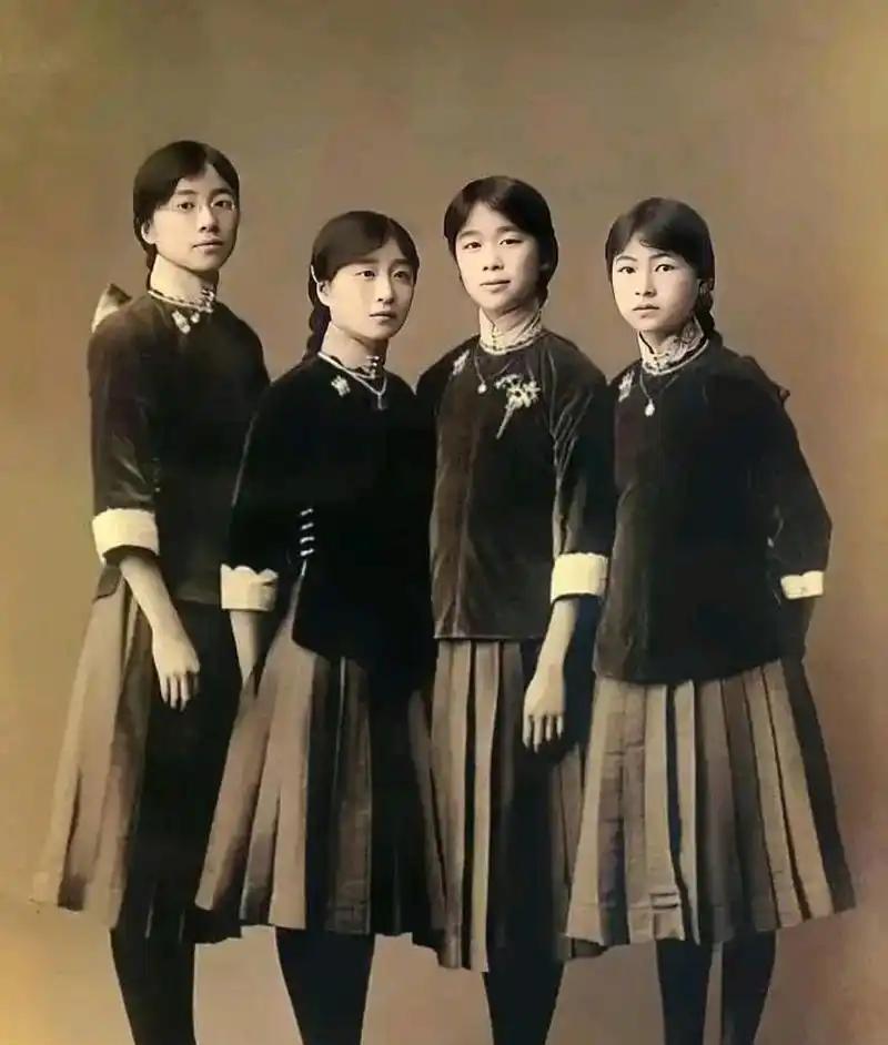 1939年，湖南桃源发生一起震惊社会的绑架案：湘西悍匪彭春荣率众在沅陵公路拦截两