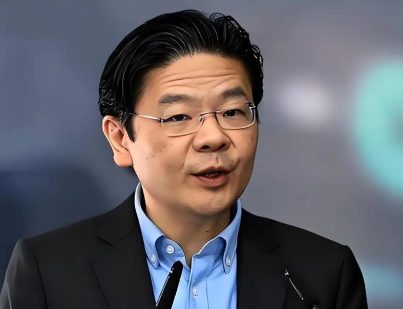 新加坡《联合早报》的一篇评论，在国际舆论场里掀起了一点小波澜。文章里说，当今世界