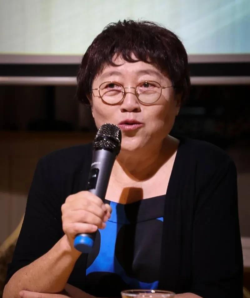 要想家庭和睦幸福，夫妻琴瑟和谐，有四件事不要对外说：1、家庭的真实的收入、财产
