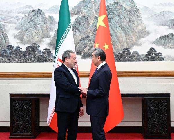 北京紧急闭门会谈，伊朗外长专程求援2026年5月6日，北京钓鱼台国
