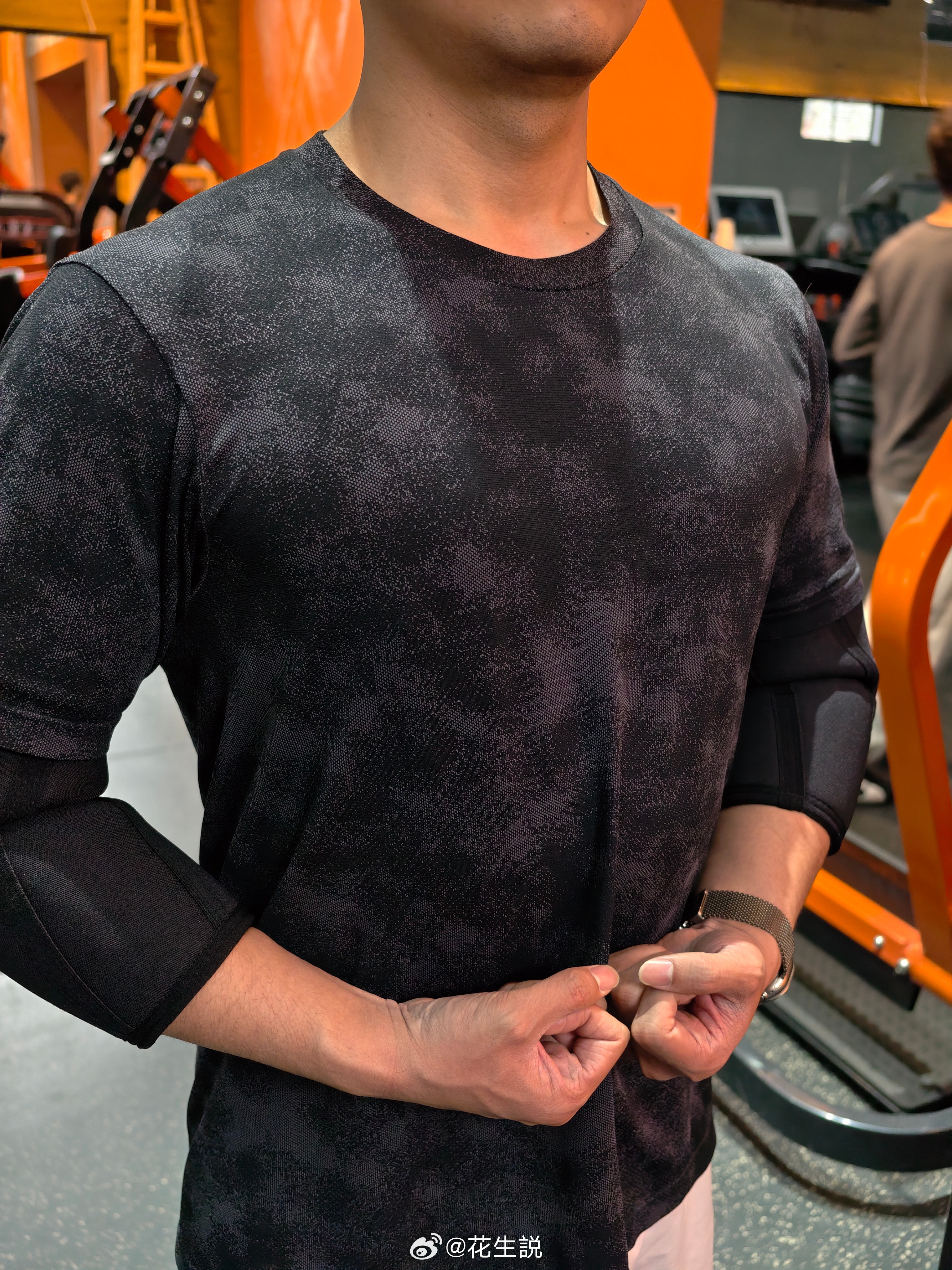 健身打卡第157天，今天练胸