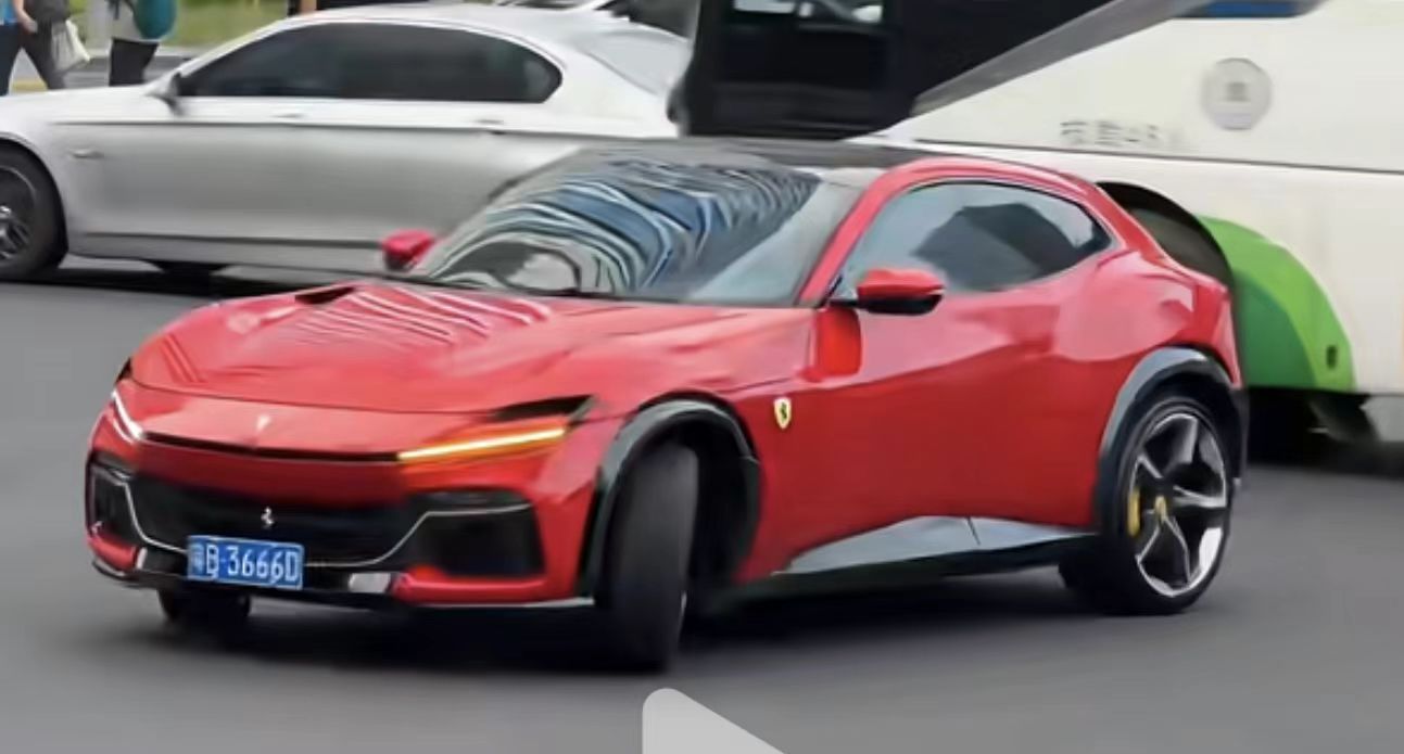 本质上还是宽体设计的原因，除非你真用300以上的超宽胎，不然视觉上就是面条，实际