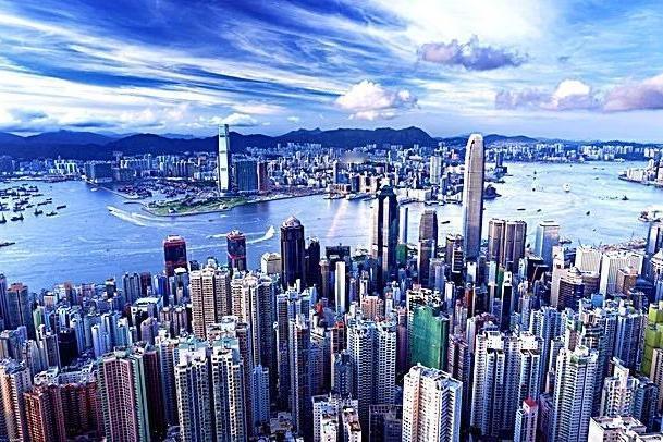 不是首富不努力，是这行太费钱了呀。大家天天看富豪榜，殊不知“负豪榜”更颠覆认