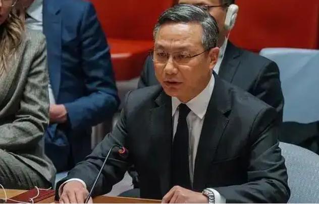 这一次，中美连“演一下”都懒得演了。 12月23日，在委内瑞拉的请求下，联合