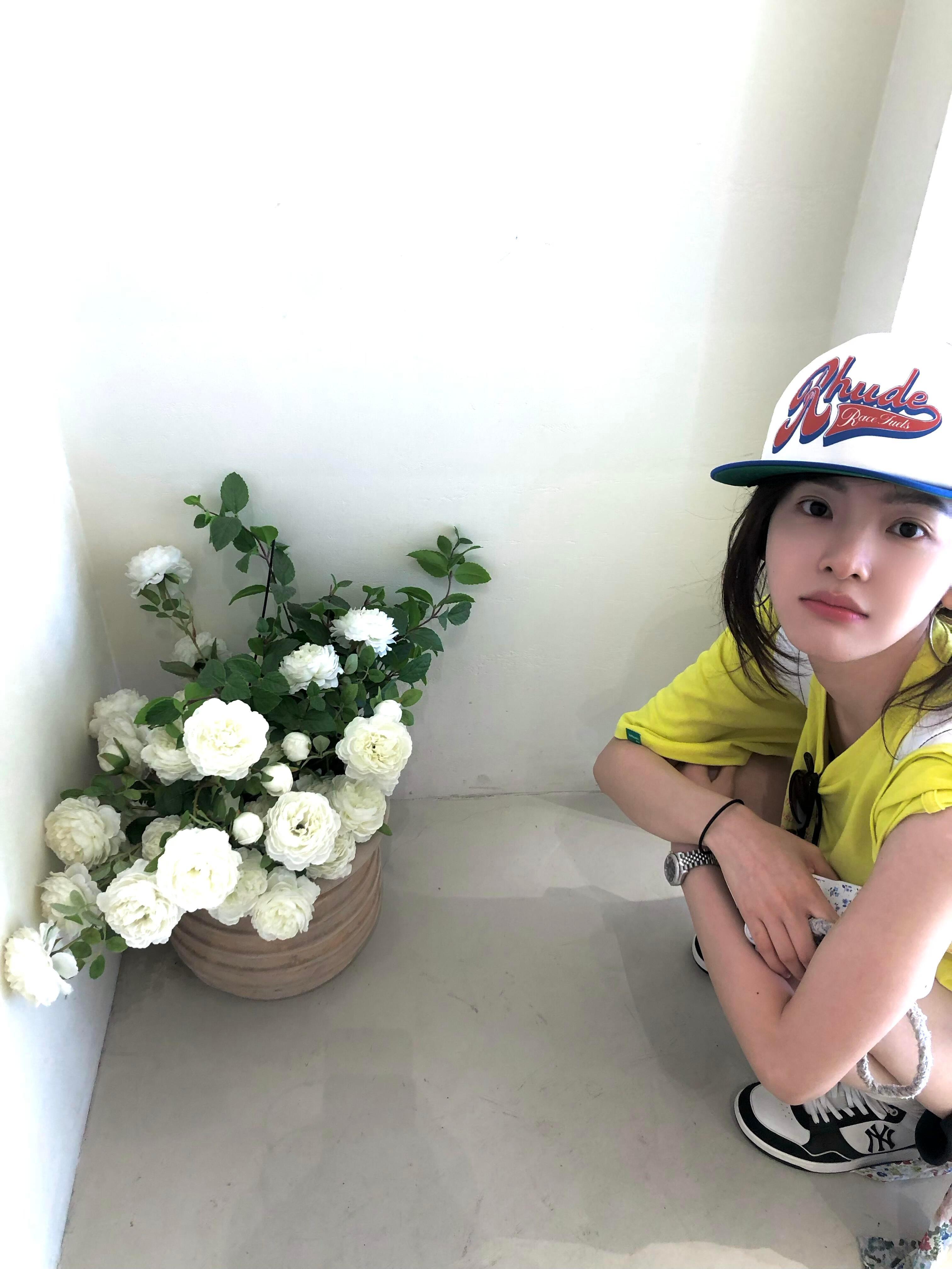 喜欢章若楠这个营业简直萌之啊