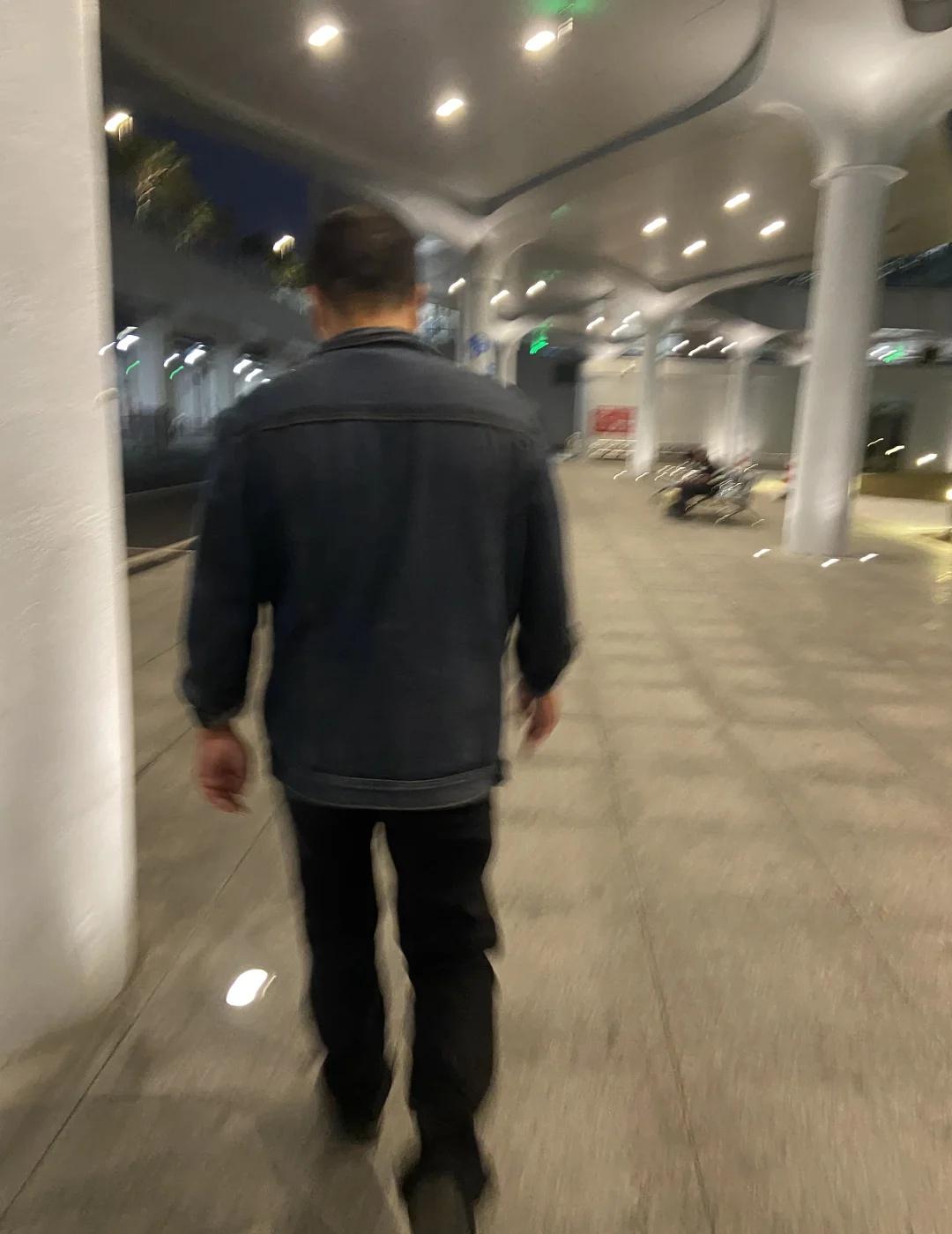 汕头站骗人黑摩托发这篇帖子是想告诉各位女生在外要提高警惕，遇到可疑的情况不要去