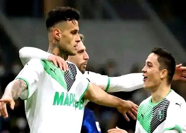 一场意大利对摩尔多瓦的比赛，看似普通，却可能隐藏着球队未来的关键转折。加图索