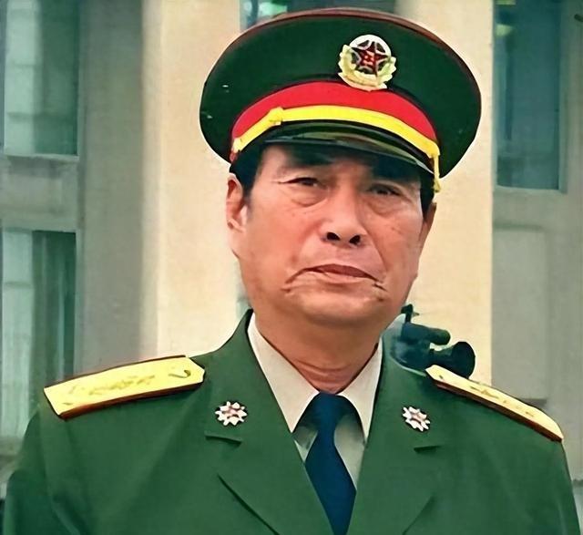 1979年2月17日，对越反击战的枪声骤然响起，张万年率铁军师127师勇猛地
