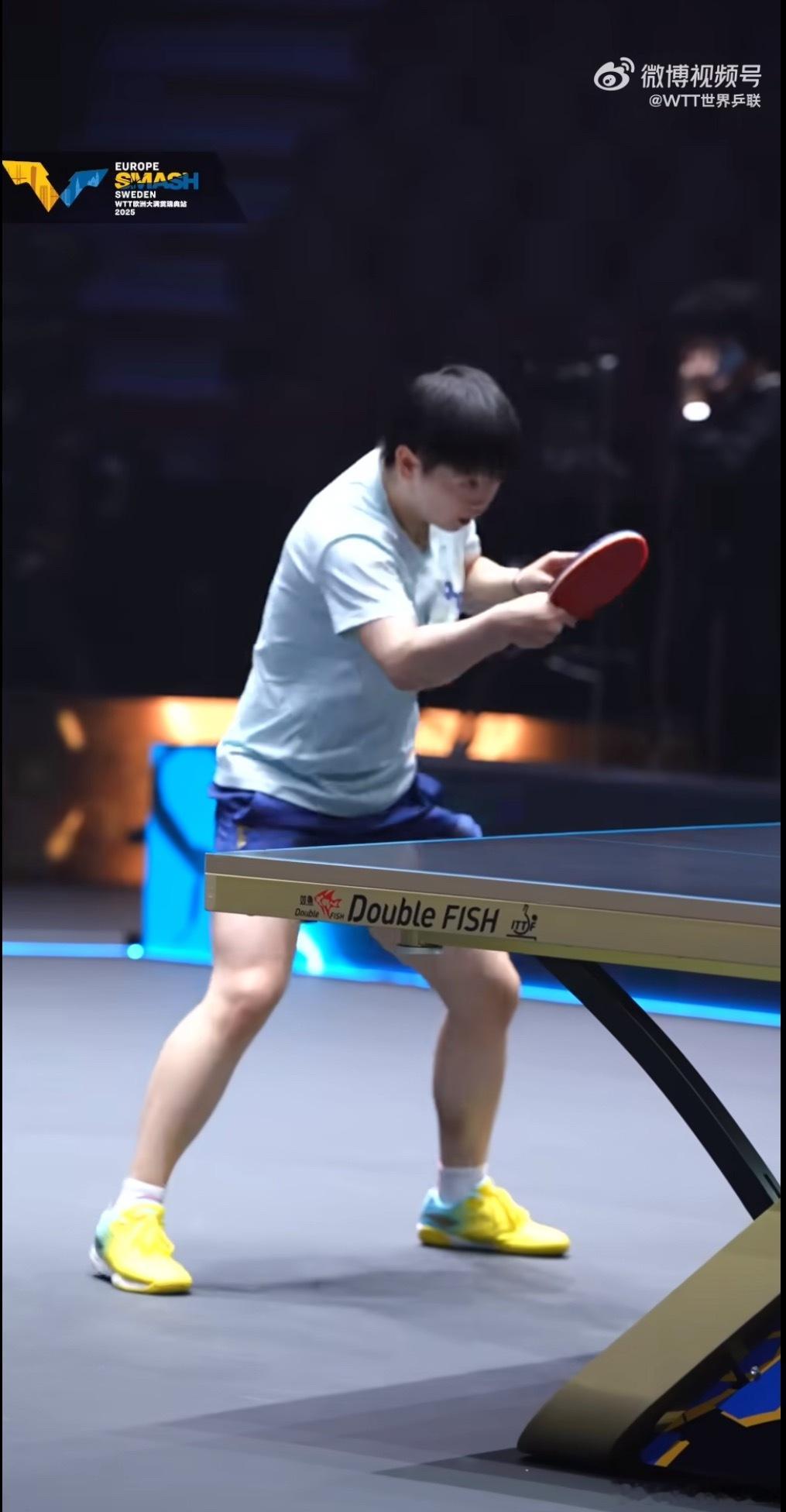 女乒8.15训练OOTD有些人一看任浩来了就激动任浩是来辅导温瑞博的他是国青男队