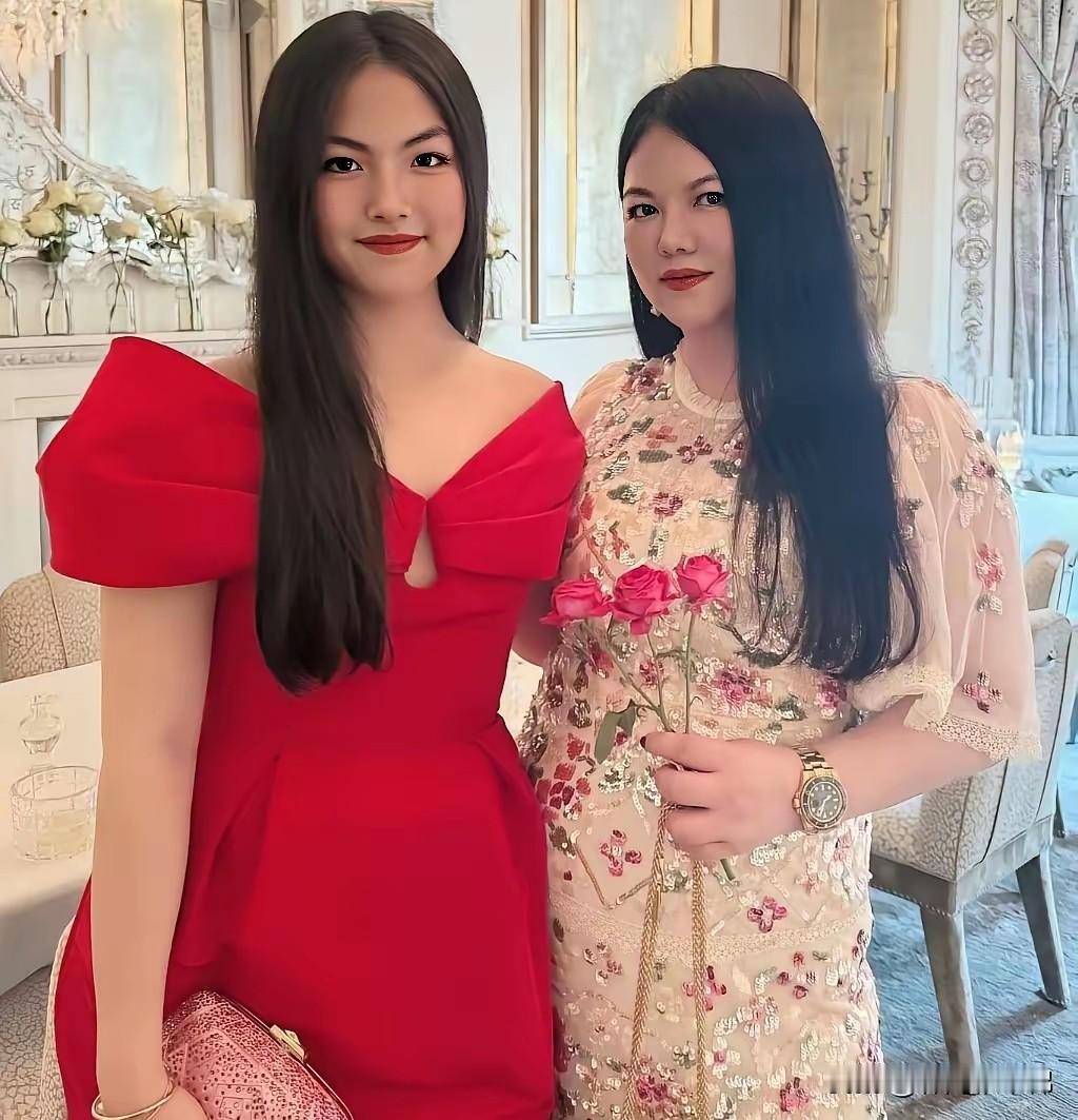 王诗龄才十几岁，身形壮实，已经槛比妈妈李湘了。而且面容还有点男像，既没有小时候圆