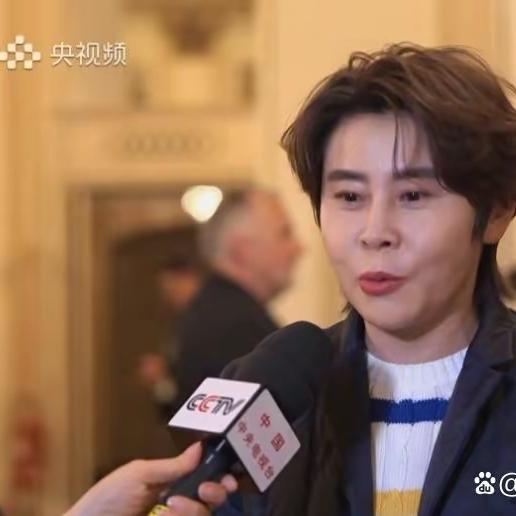 王濛选择不再配合节目录制，拒领奖、不发言、不接受采访直接离场。