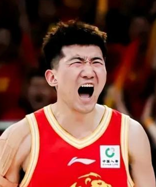 广厦男篮球员孙铭徽透露自己对阵深圳的G4是打封闭上场的。广厦男篮球员孙铭徽在社媒