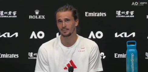 兹维列夫: 决胜盘5-4时我腿根本蹬不起来, 感觉比阿卡更疲惫