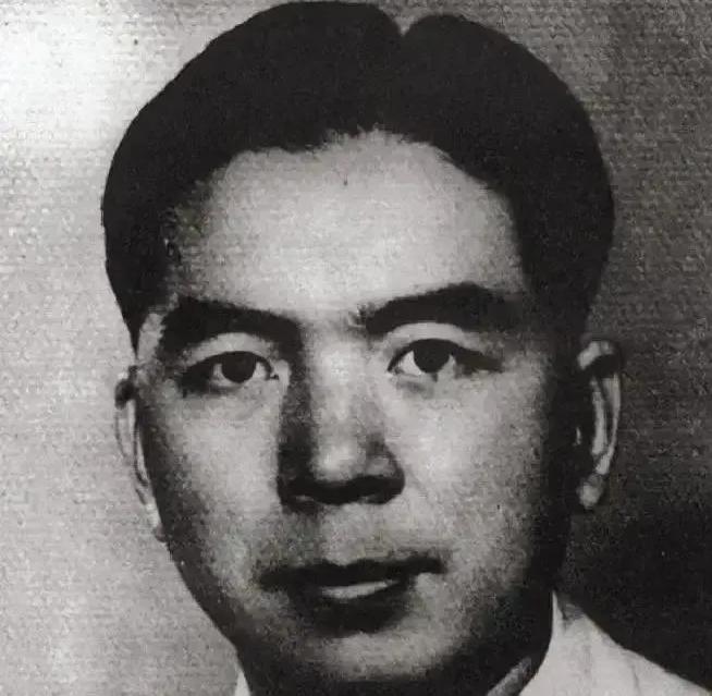 1980年，"船王"包玉刚准备捐1000万美元在北京建立国际饭店，但是他提出一个