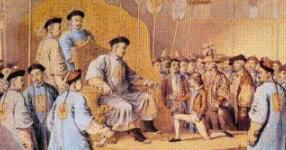公元1792年，英国政府派使者马戛尔尼来给乾隆庆祝八十大寿，他将一部望远镜、地球