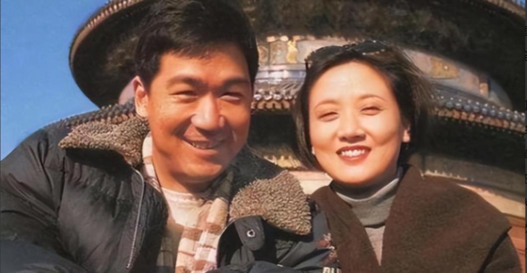 67岁的罗秀春，每个月依旧等着前夫张国立打来约定好的生活费，这笔钱从离婚签协议那