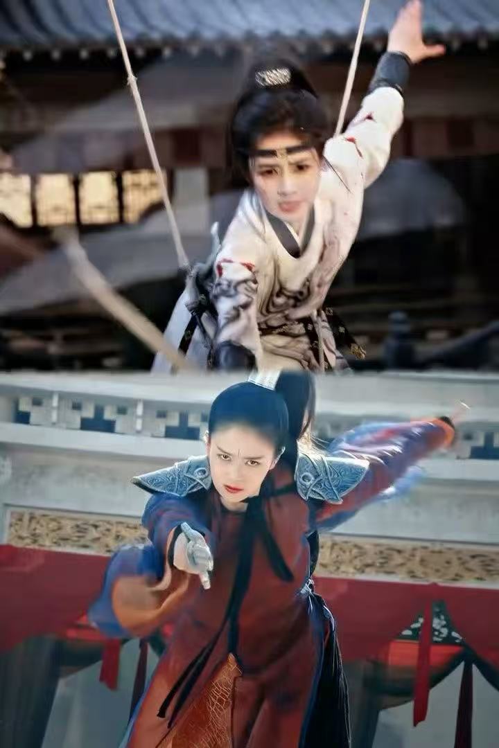 白鹿李佩仪招摇联动白鹿资讯站发了招摇两位老公招摇七周年快乐！