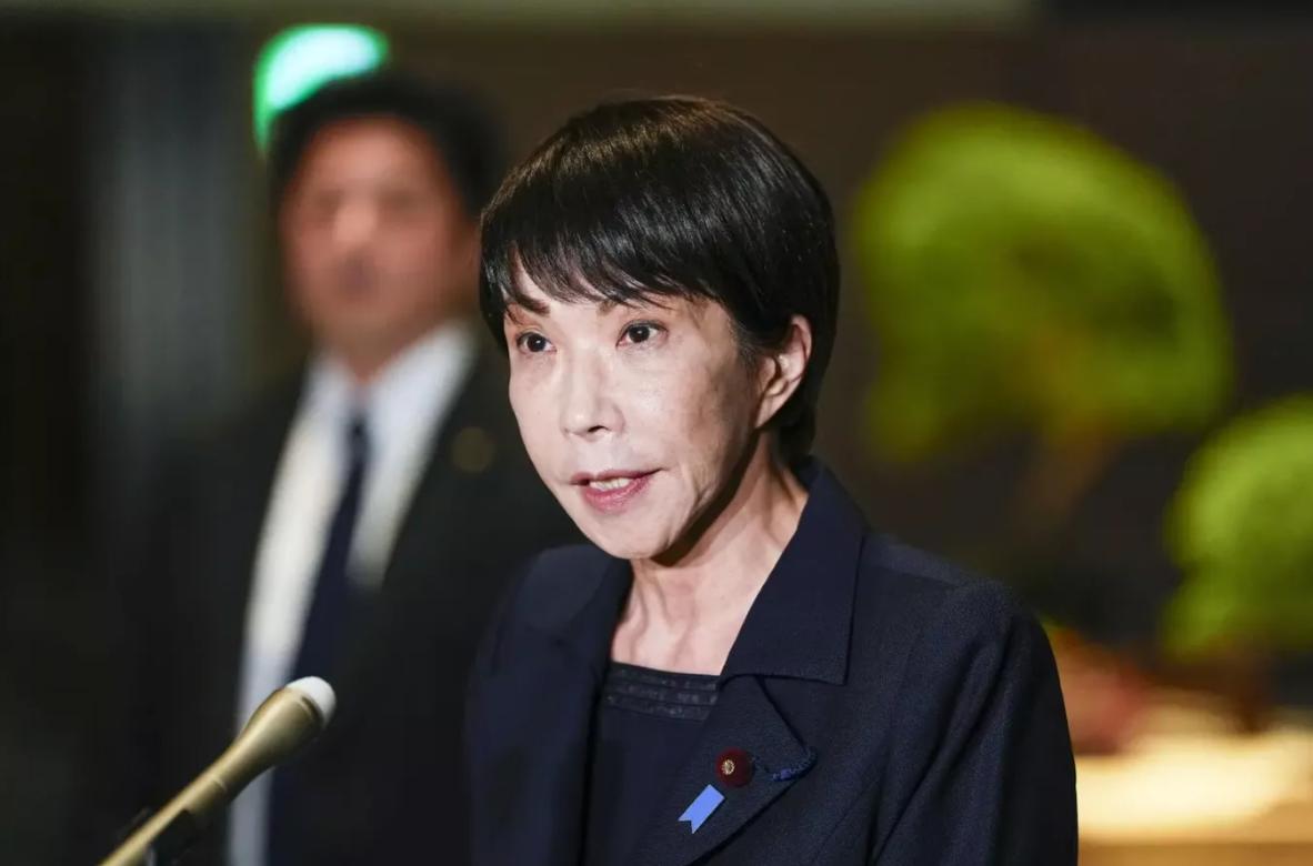 在近期的G7峰会上，日本首相高市早苗急不可耐地充当起“吹哨人”，大肆炒作中国关键