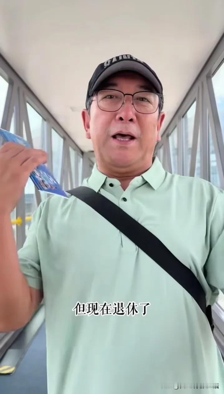 水均益到泉州观光旅游，女婿邹阳亲自接风洗尘，请老丈人吃当地非常有名的海鲜宴。话