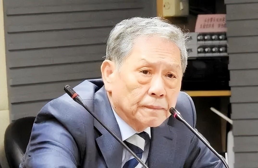 帅化民：以前毛主席骂美国是帝国主义纸老虎，我是不服的！ 台湾退役中将帅化民在