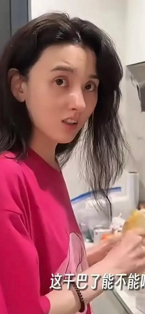 宋祖儿咋瘦成这样了​