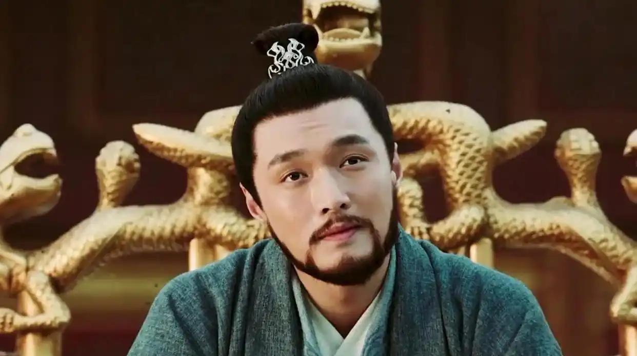 朱祁镇在临死前，这个充满争议的皇帝留下了两道很有人情味的遗诏，一是，废除自朱元璋