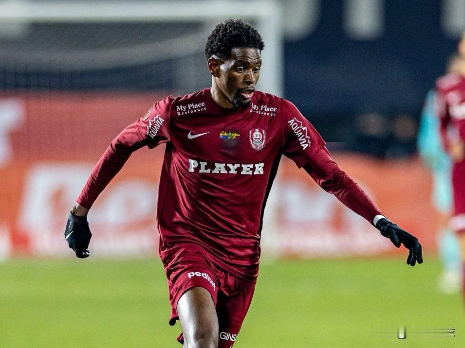 北京国安外援恩科洛洛下树…国安今年这外援引进不到抵达北京是真不敢说啊，恩科洛洛将