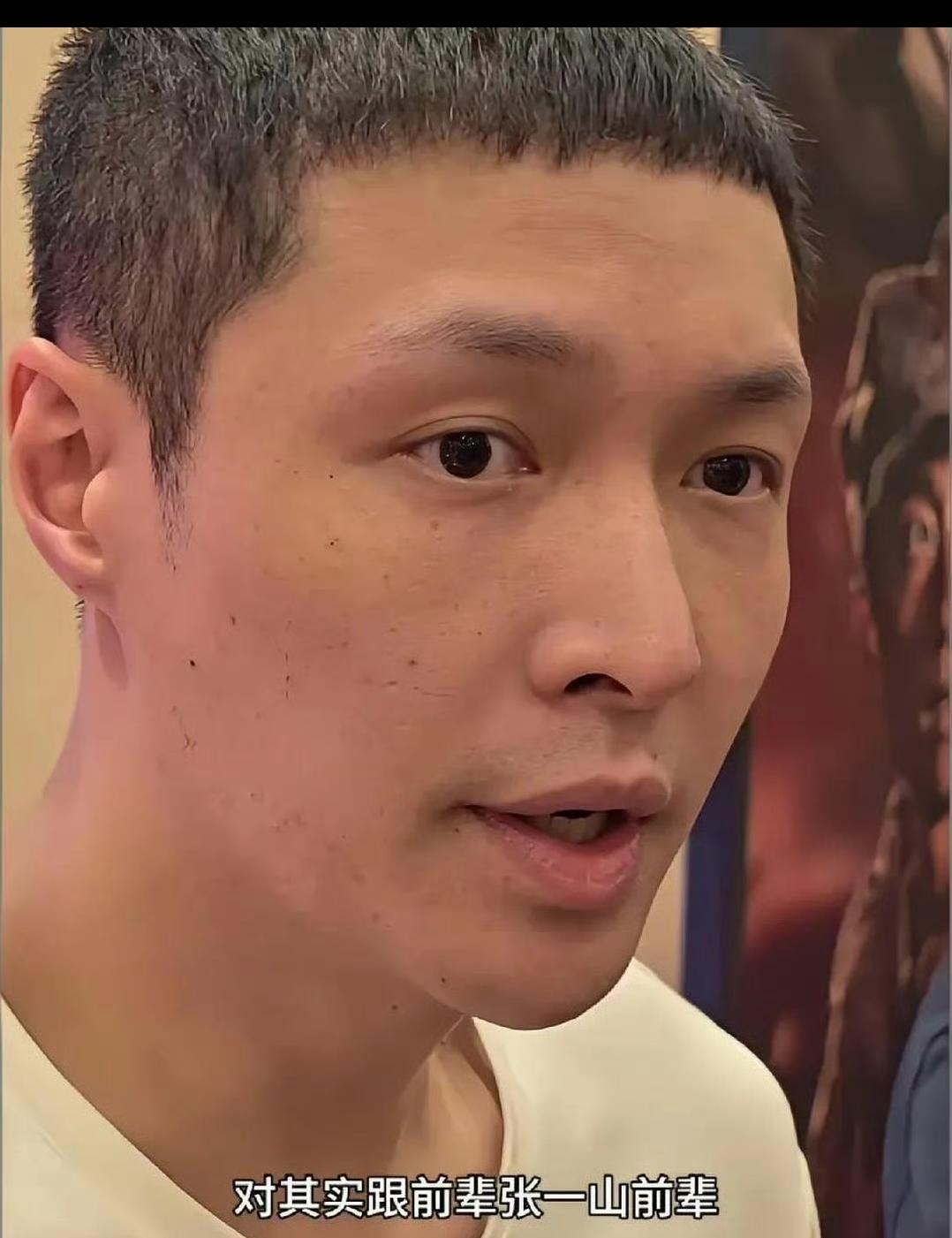 大名鼎鼎的明星没有美颜和滤镜纯素颜原来那么一般！现在才知道明星为啥那么在意发型
