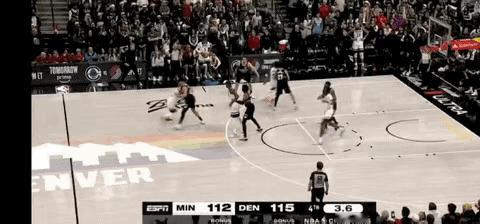 超级明星爱德华兹大心脏，3.8秒绝平掘金！第四节超级大逆转，这个绝平三分的难度简