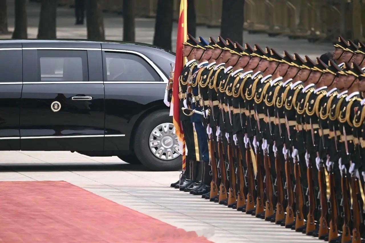 法新社镜头下的中国军人中国排面拉满了！致敬最可爱的人！