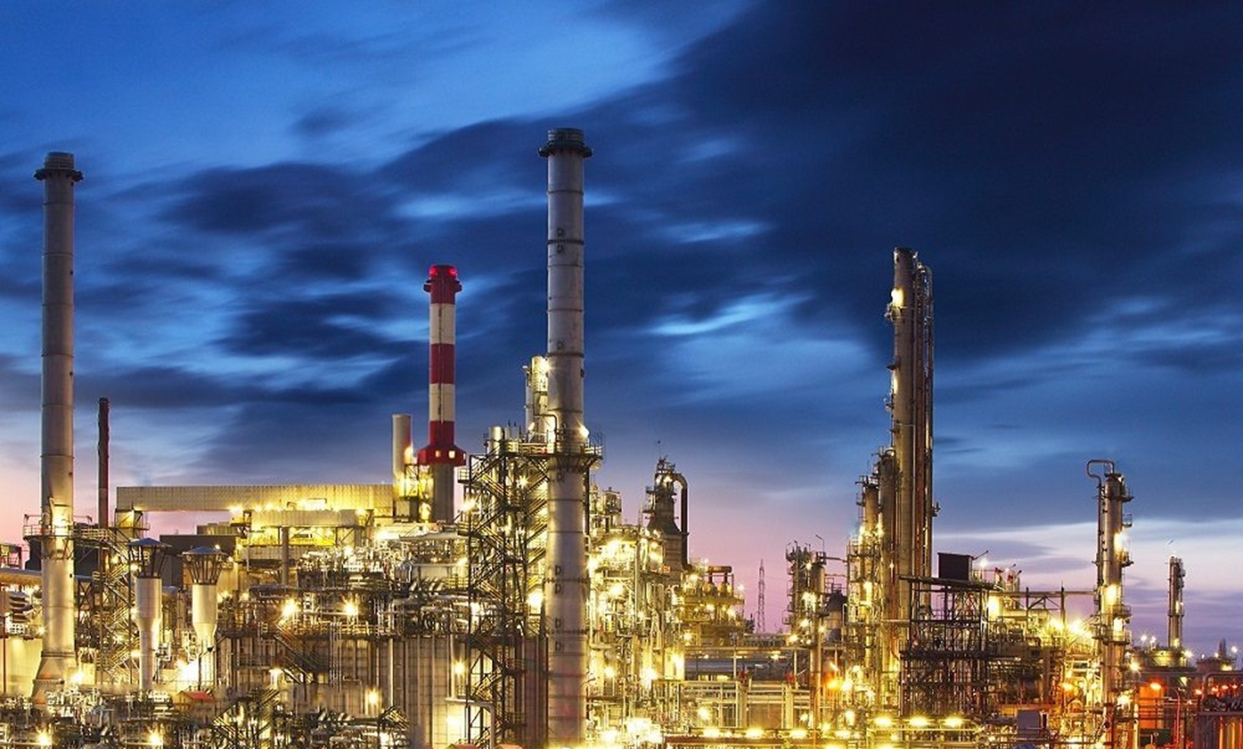 突发，阿联酋宣布其阿布扎比的天然气设施在遭到伊朗袭击后已被完全关闭！伊朗这这一波