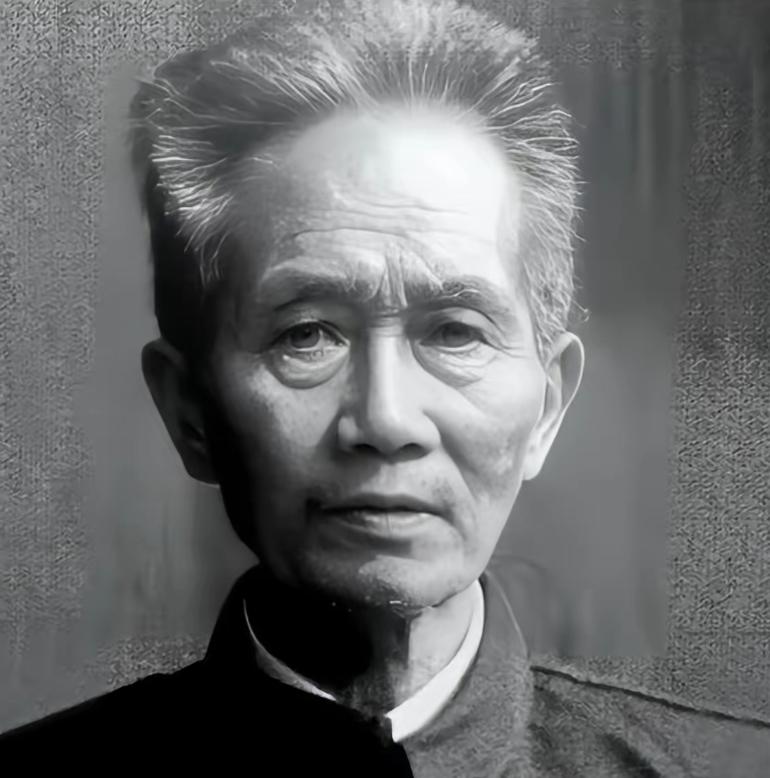 1950年，开国上将杨勇收到一封来信，信中说：“我还活着，能不能给我安排个工作