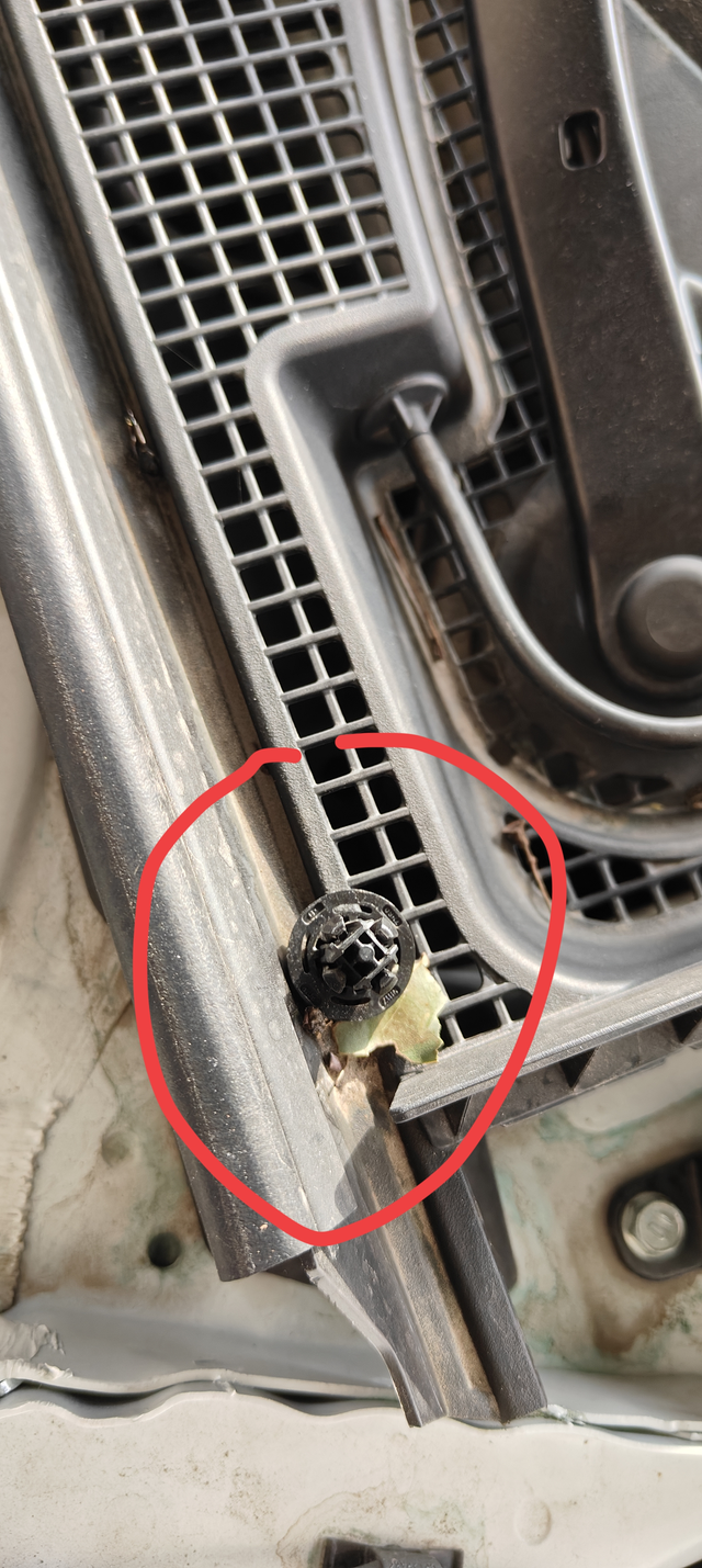 哪位大神知道这个是什么不知道哪个位置掉了