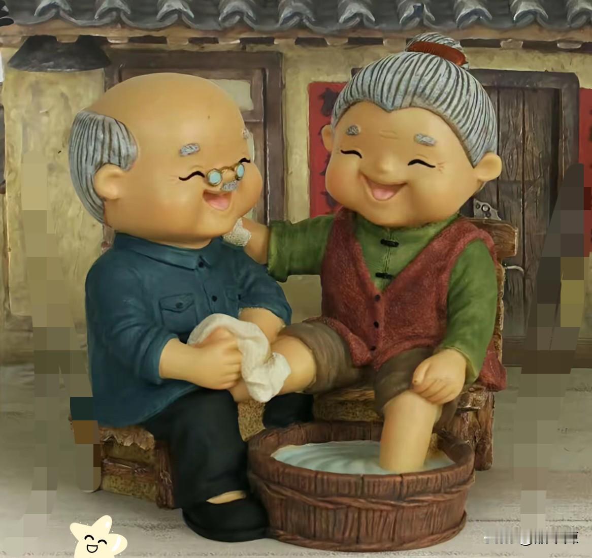 夫妻吵架哪有什么输赢，争赢了道理，输了感情才最亏。我们家从来没有固定谁让谁