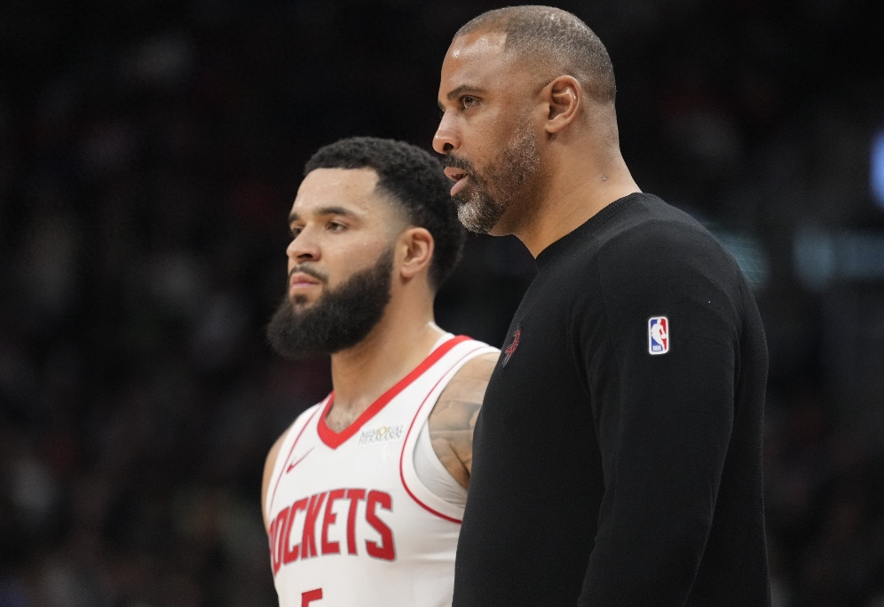 NBA名宿魔术师约翰逊对乌度卡赞不绝口：他的执教太棒了。NBA名宿魔术师约翰逊