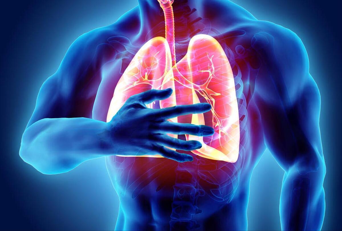 感冒后患上哮喘，很多人还在猛吃止咳药，为何病毒感染后患哮喘医生难自医啊，前几天