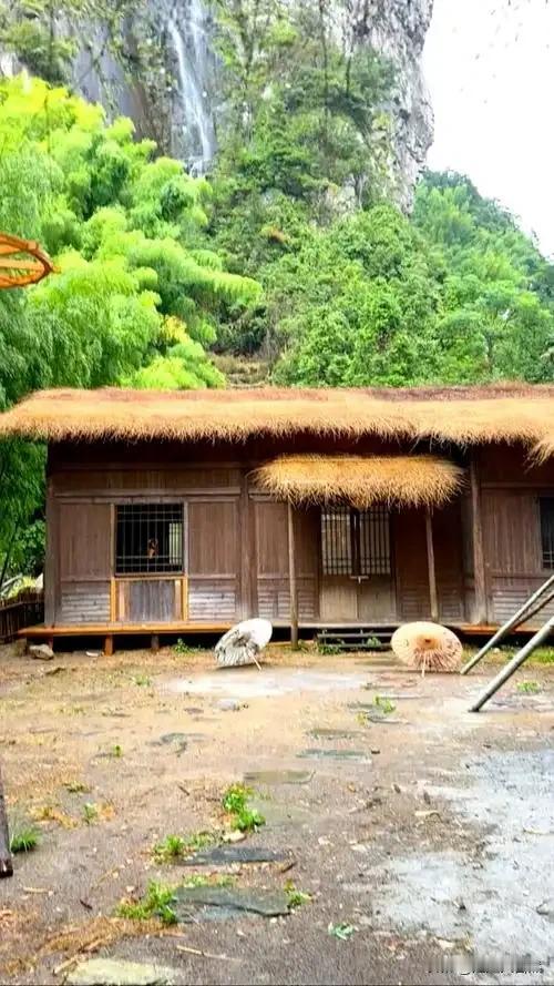 “错换”，意味着失误，意味着无需承担法律责任。可是为何老杜拿手不出任何有效证据？