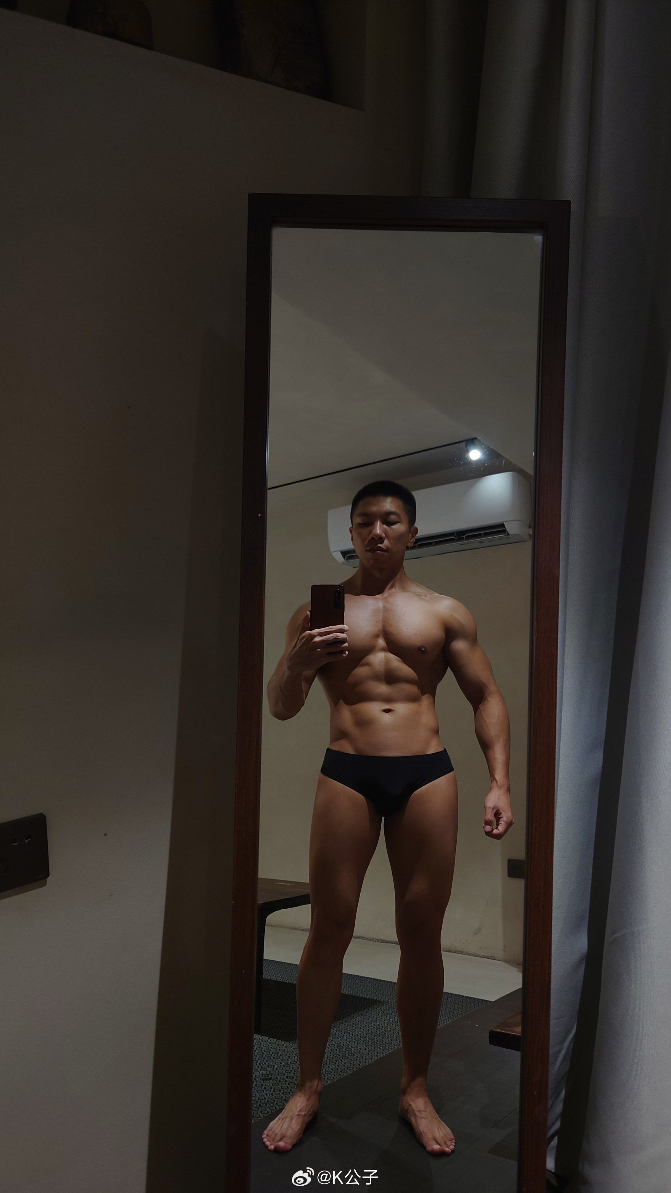 生图直出健身胸肌肌肉晒身材大赛腹肌​​​