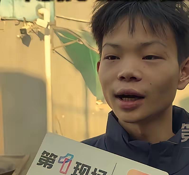 一群成年人，居然相信一个未成年人说的话，少年烤鸡没有一句实话，几乎都是骗人的