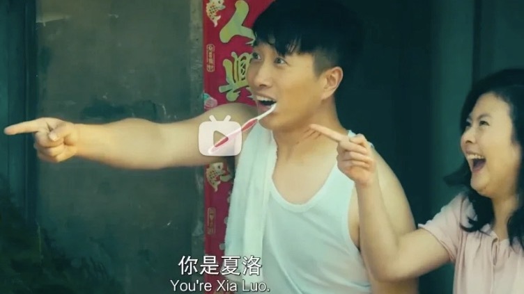 N刷《夏洛特烦恼》才发现的细节《夏洛特烦恼》上映已经十年了，每年都得刷几次。这次