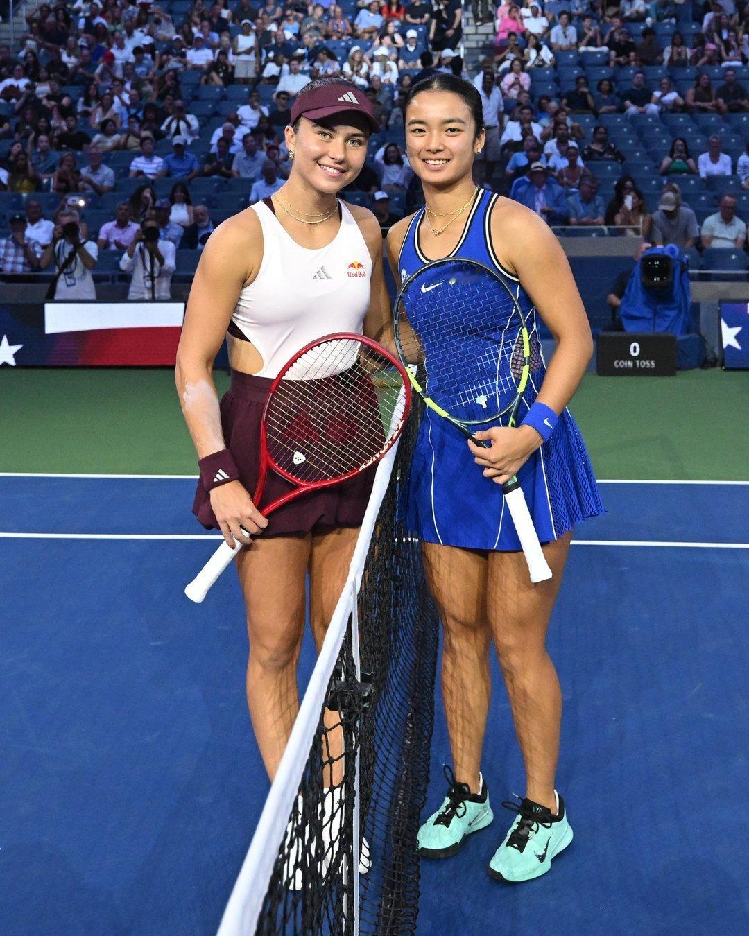 美网20262026美网女单第三轮，约维奇在“小姐妹”的对决中克服了决胜盘2-