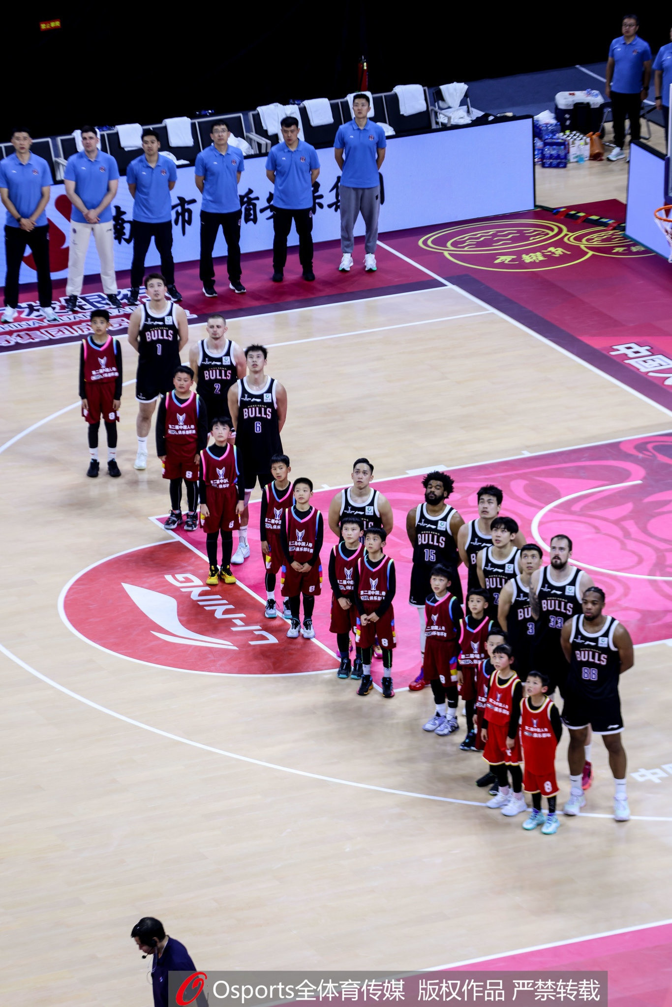 力克同曦! 媒体人: 香港金牛的阵容厚度&实力不逊于CBA中下游球队