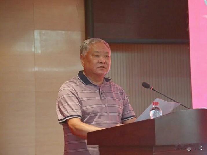 今天山东泰安的任先德又上了热搜他长期在泰安的财政等行业工作，几十年来在泰安不