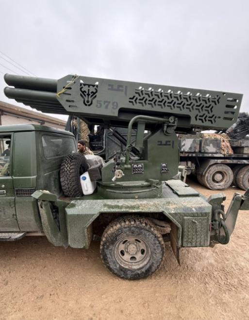 朱拉尼确实是有两下子，刚揍完俄罗斯支持的巴沙尔数十万大军，又开始暴打美国支持的库