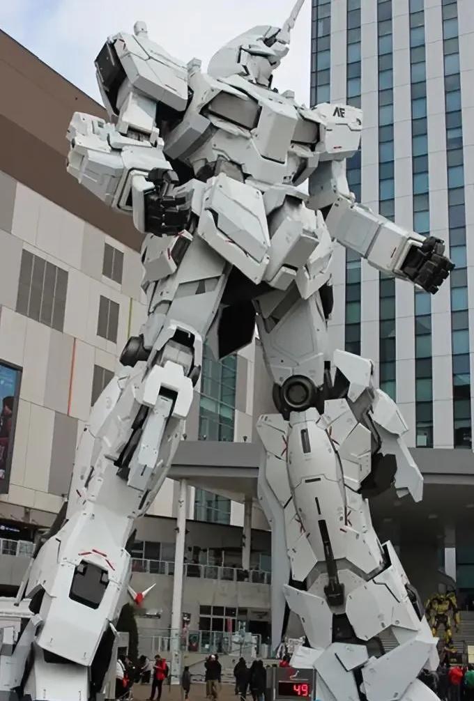 牢A讲透高达用途，真人骨粉细思极恐！西方的底线在哪？听牢A解读高达的真实用