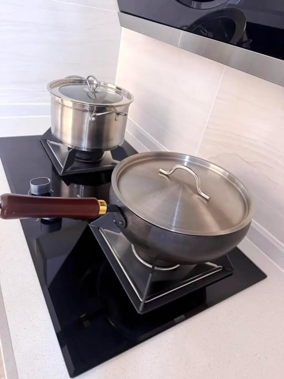 这简直是一睁眼就开始忙碌起来，云南有位宝妈晒出了自己家的照片，那地面干净得能当镜